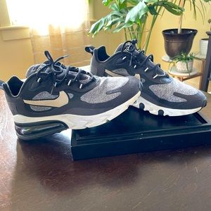 ❗️SOLD❗️Women’s size 7.5 Nike Air Max 270 React